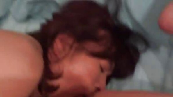 फिट मिल्फ केसी स्टॉर्म पिक्चर सेक्सी वीडियो और उसकी अमेजिंग बॉडी में एक हार्डकोर सीन
